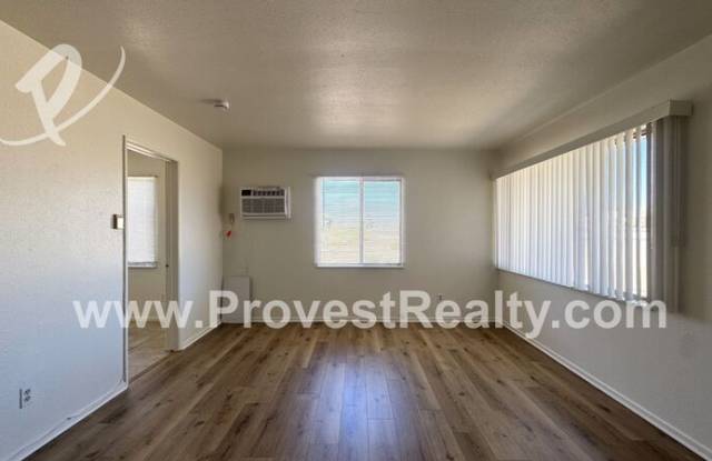 18687 Highway 18 Gallery 4