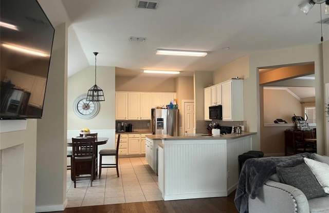 1517 Heather Brook Drive Gallery 2