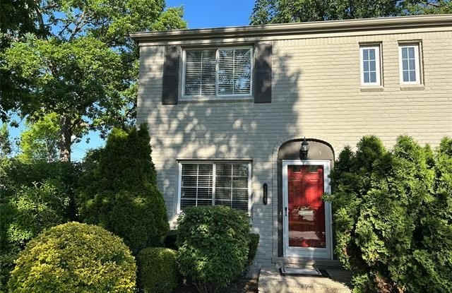 718 Graefield Court photos photos