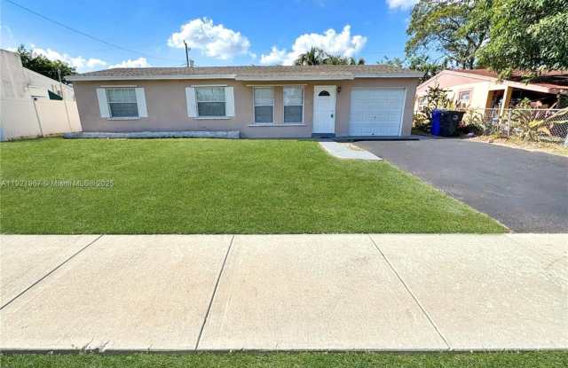 1531 SW 66th Ave - 1531 Southwest 66th Avenue, North Lauderdale, FL 33068