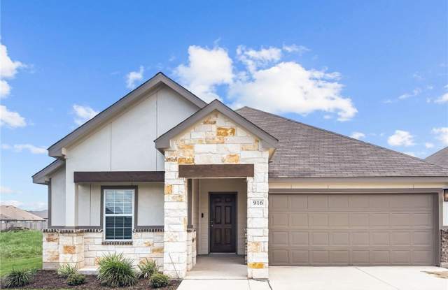 916 Gray Cloud Drive Gallery 1