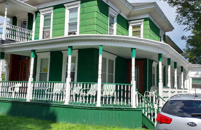 26 Lincoln Ave - 26 Lincoln Avenue, Cortland, NY 13045