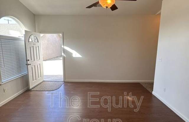 2917 South Sallee Ct Gallery 4
