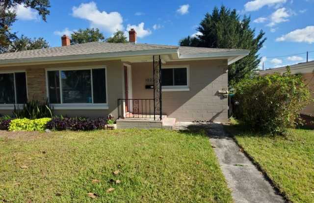 1033 N Thornton Ave. - 1033 Thornton Avenue, Orlando, FL 32803
