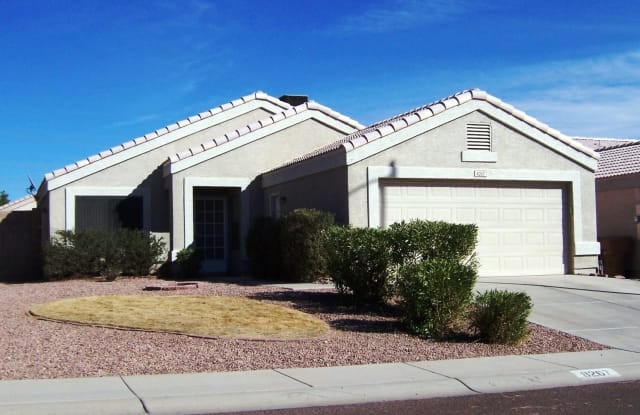 8267 N 112TH Avenue - 8267 North 112th Avenue, Peoria, AZ 85345