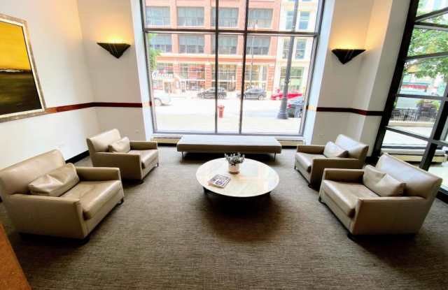1111 South Wabash Ave. - 1111 South Wabash Avenue, Chicago, IL 60605 1111 South Wabash Ave. - 1111 South Wabash Avenue, Chicago, IL 60605