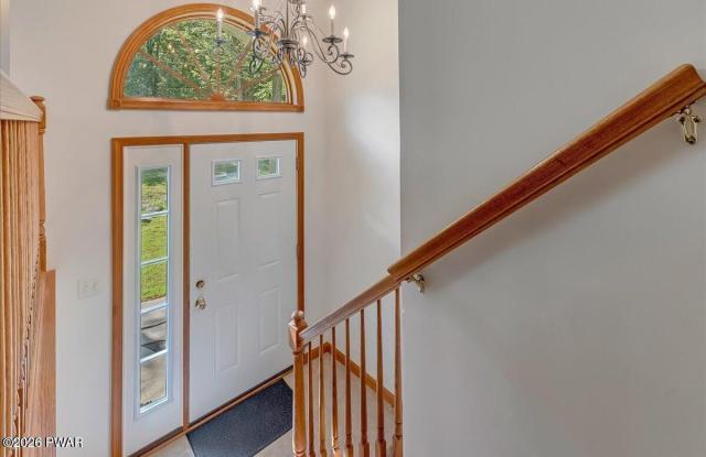 801 Sun Valley Court Gallery 3