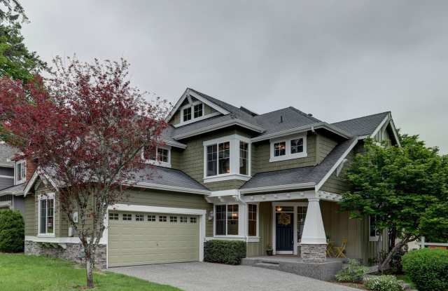 Modern Comfort Meets Convenience in Inglemoor Court 4 Bedroom Home photos photos
