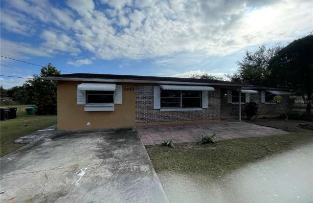 1657 N CHICKASAW TRAIL photos photos