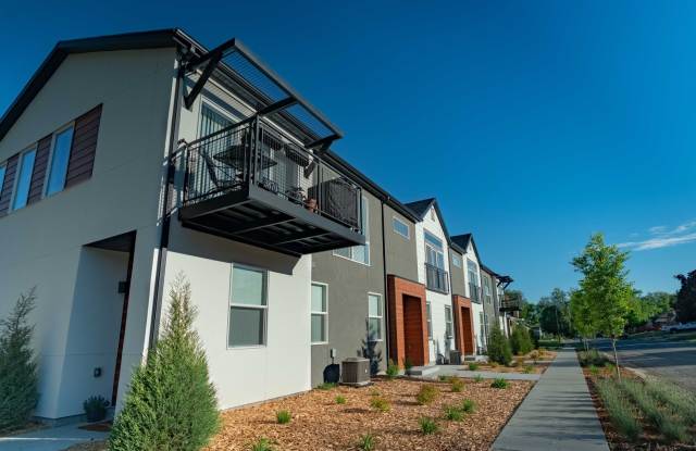 A New Season Starts Here! 4 Weeks Rent FREE + $0 Down Deposit OAC | 3 Bed Townhome in South Ogden Gallery 1