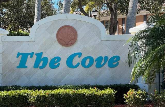 5365 Cove Cir photos photos