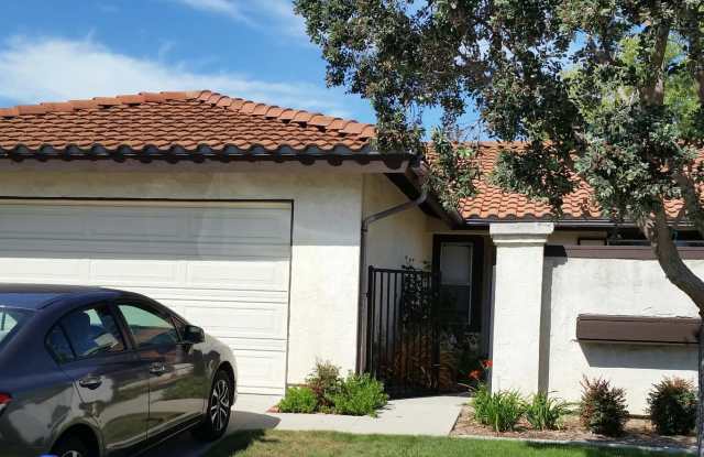 Manzanita Single Story Home 3bd 2ba 2 car garage photos photos