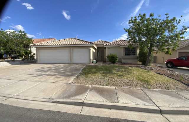 Single Story Henderson Home with 3-Car Garage! photos photos