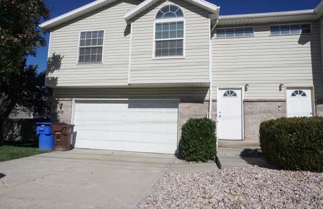Centrally Located 3 Bedroom Midvale Home photos photos