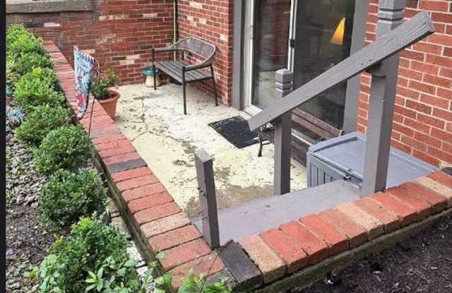 5240 Emil Ave Sw Apt 104 Gallery 1