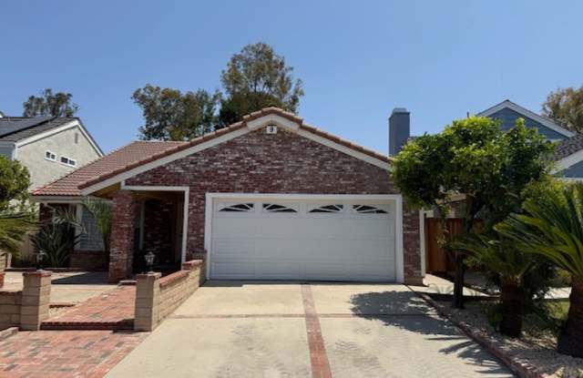 9 Field - Beautiful 4 Bedroom 2 Bath Single-Family Home in Irvine! photos photos