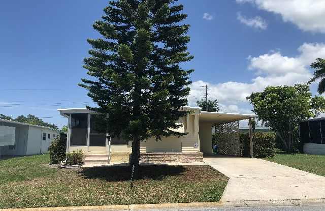 109 50th Ave. Plz. West, #78 - 109 50th Avenue Plaza West, South Bradenton, FL 34207