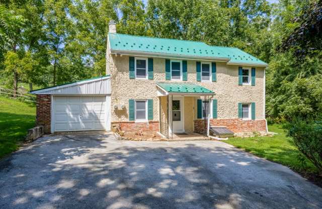 Charming Single-Family Home in Downingtown School District – Available 2/13/26! photos photos