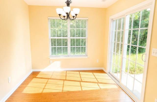 3628 Thornbrook Drive Gallery 4