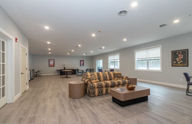 6232 Johnston Road Gallery 2