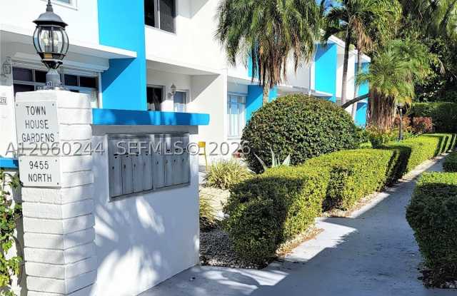 9455 Bay Harbor Ter Gallery 1