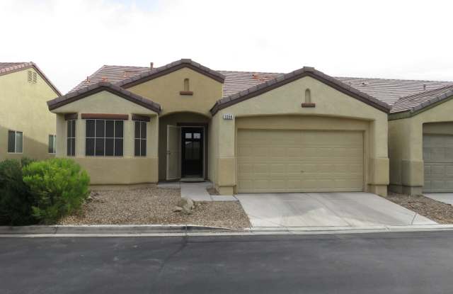 Huge family room with kitchen nicely tucked in the middle. photos photos