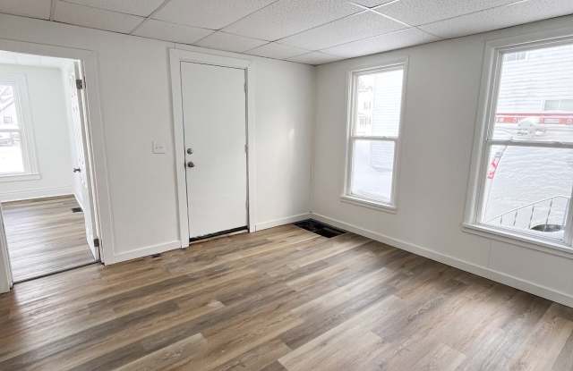 1019 Superior Street - Lower photos photos