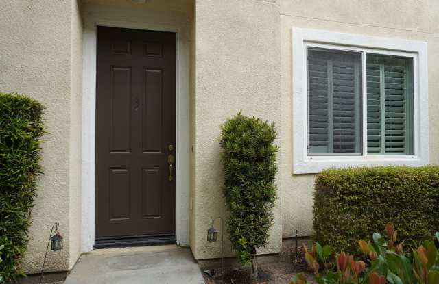 North Oaks Community - Spacious 3 Bedroom Townhome Gallery 4