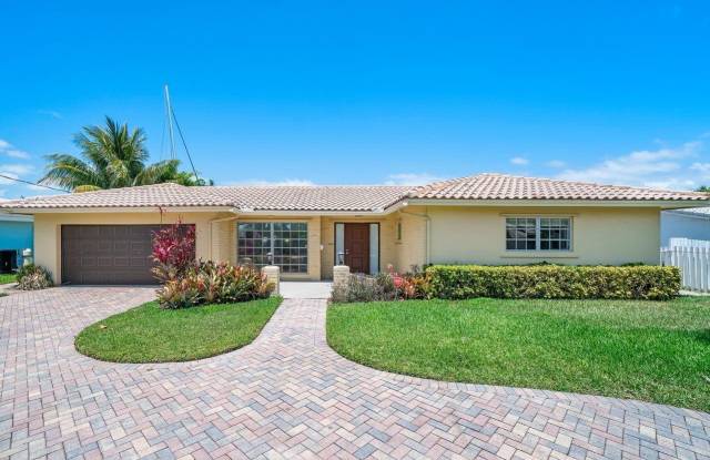 1525 SE 6th Street - 1525 Southeast 6th Street, Deerfield Beach, FL 33441