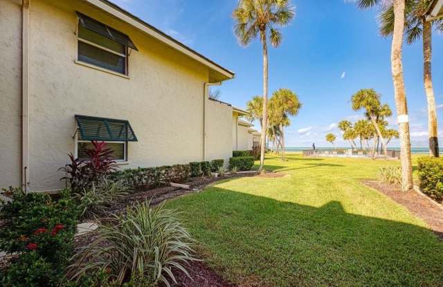 4660 OCEAN Boulevard Gallery 4
