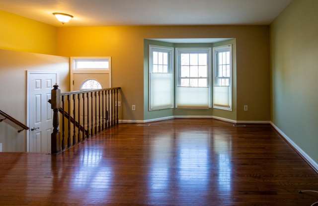 727 HERNDON WOODS COURT Gallery 2