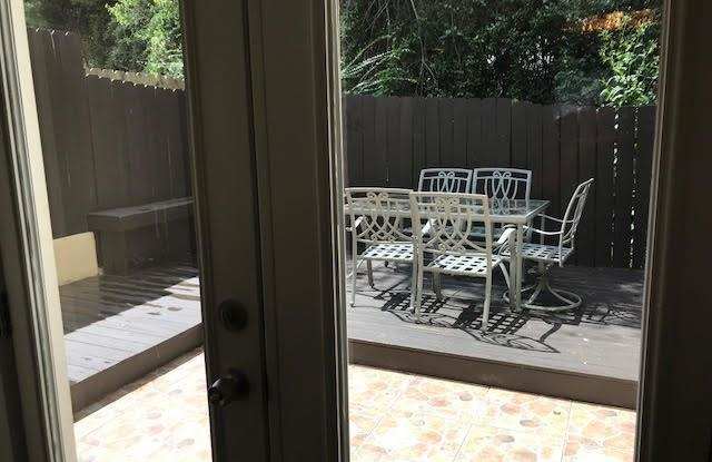 2305 Queen Anne Court Gallery 4