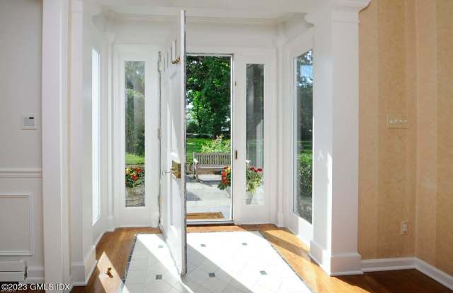 177 Indian Head Road Gallery 4