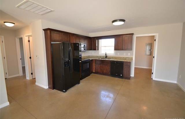 3829 Marietta Place Gallery 3