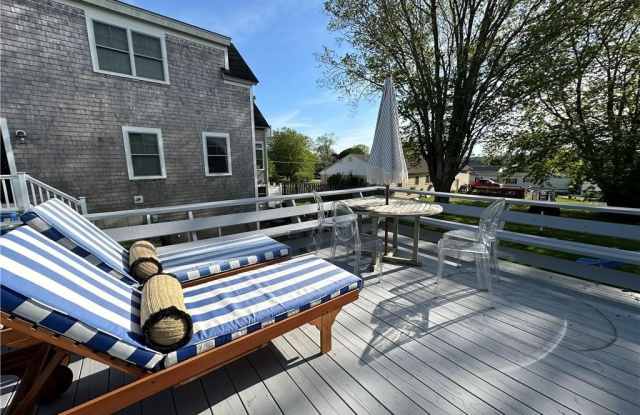 140 Renfrew Avenue - 140 Renfrew Avenue, Newport East, RI 02842 140 Renfrew Avenue - 140 Renfrew Avenue, Newport East, RI 02842