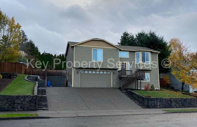 COMING SOON! Large 3 bed 3 bath in Camas photos photos
