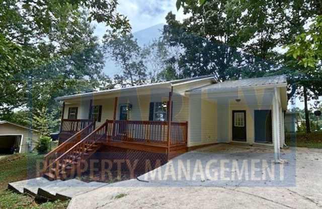 Newly renovated 3 bedroom, 2 bath ranch home! photos photos