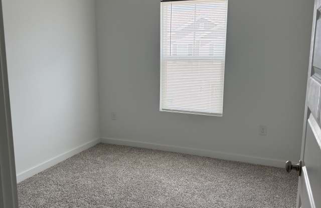 5888 Tyndall Place Gallery 2