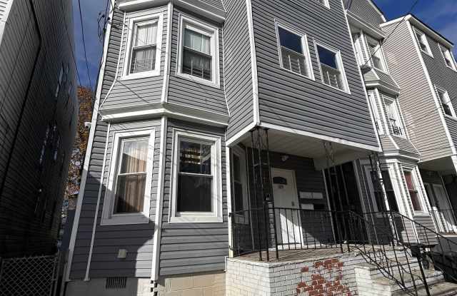329 SOUTH 19TH ST - 329 South 19th Street, Newark, NJ 07103