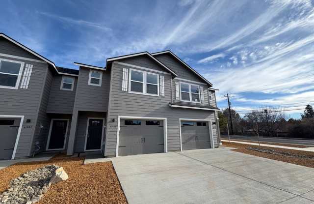 Brand New Stunning 3 Bed/2.5 Bath Townhouse-Old Farm District photos photos