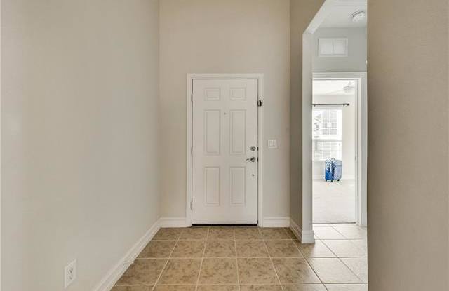 421 Windward Drive Gallery 4