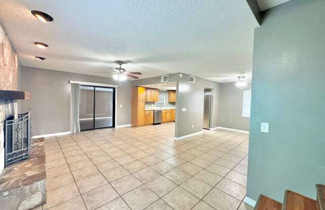 Timber Wood - Lakeview Gallery 3