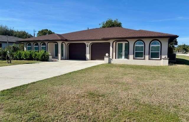 3320 Country Club Boulevard photos photos