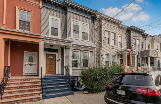 1378 Bristow Street unit: 1 photos photos