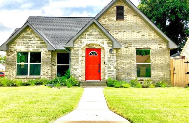 1038 Galloway Avenue - 1038 Galloway Avenue, Dallas, TX 75216