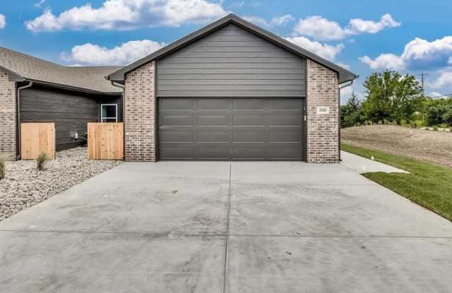 Modern 4-Bedroom Home in Falcon Falls photos photos Modern 4-Bedroom Home in Falcon Falls photos photos