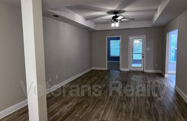 14073 Fox Hill Dr Gallery 3