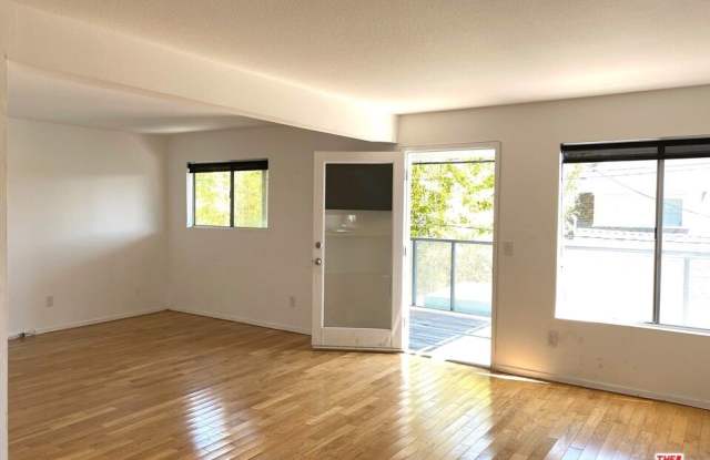 504 Altair Pl Gallery 3