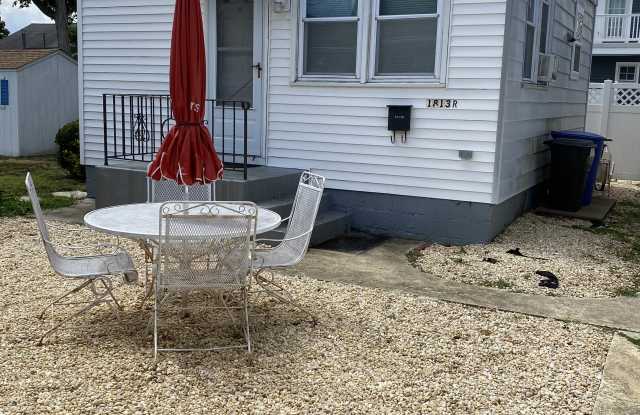 1813 Pine Terrace Gallery 2