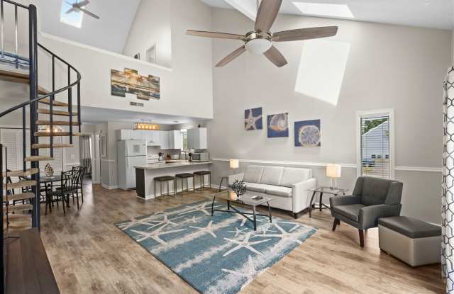 Fully Furnished - Seasonal or Long Term Options Available photos photos